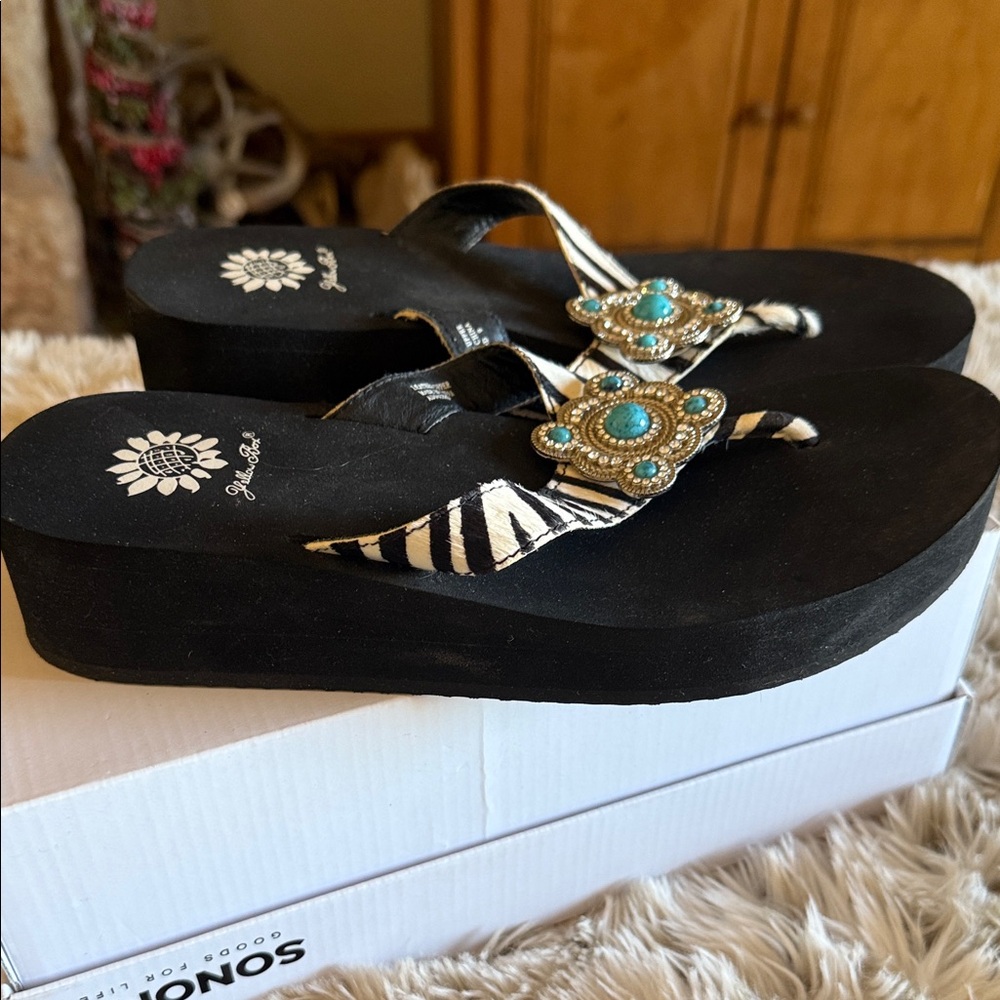 Yellow Box Black and White Sandals with Turquoise Accents